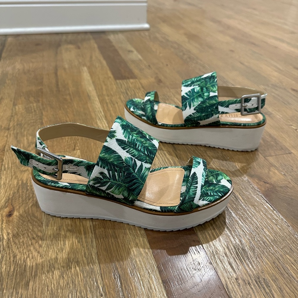Schutz Palm Leaf Flatform Sandals Tesla